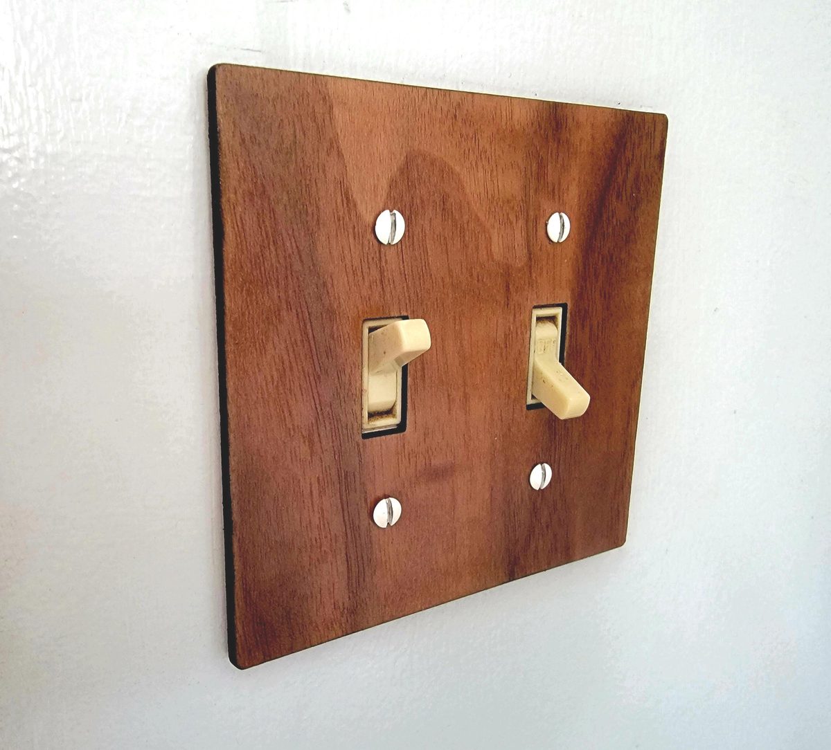 Wood switch plate